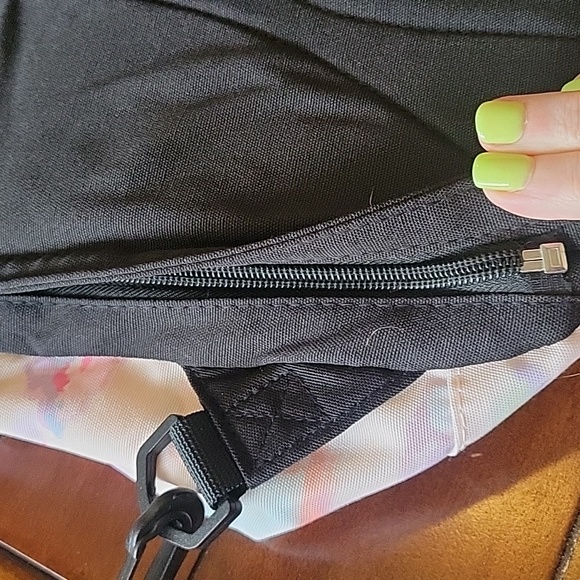 CARAN-Y ๐ BACKPACK - Picture 5 of 16